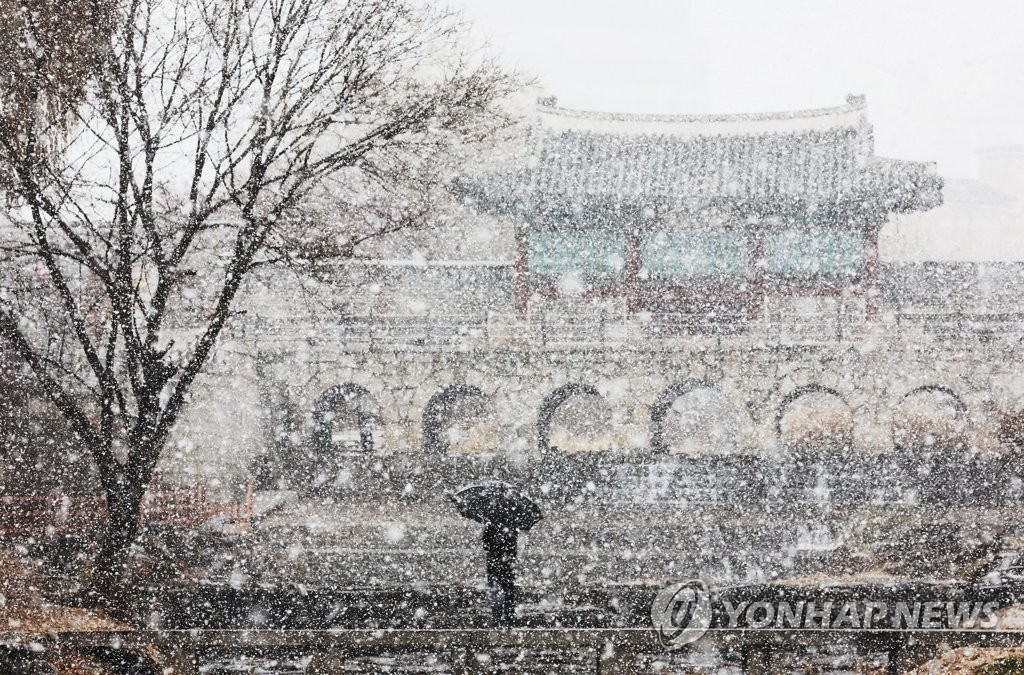 韩首都圈明普降大雪最多8厘米