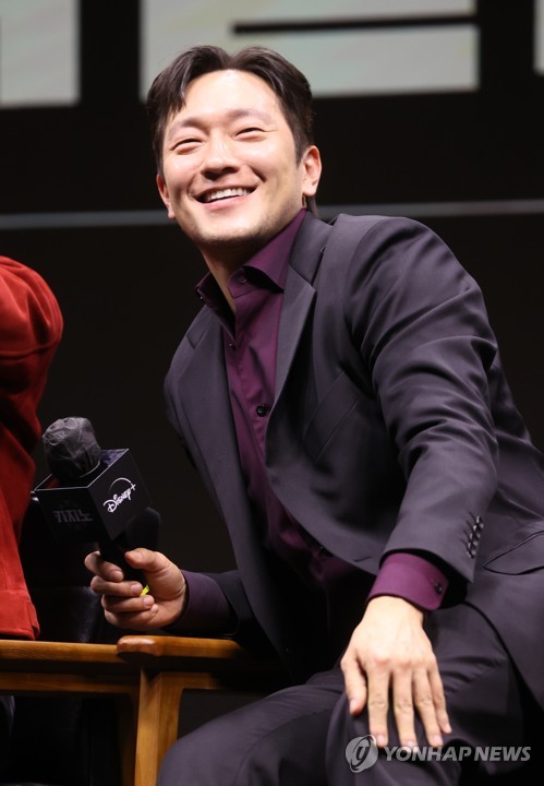 演员孙锡久