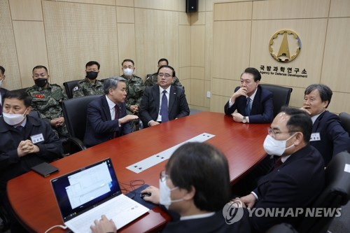 尹锡悦出席国安常委会指示反制朝鲜无人机挑衅