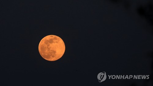 韩国本周四可观赏到今年最大满月