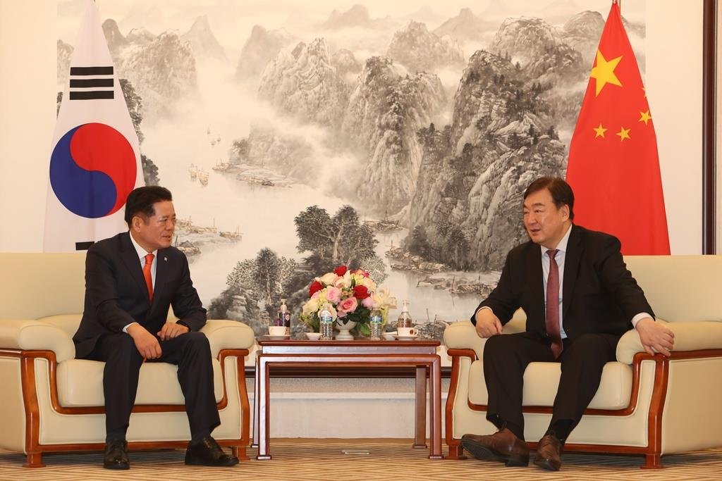 韩安养市长会见中国大使