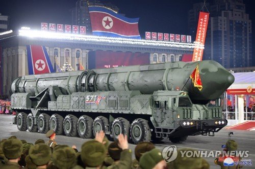 韩军研判朝鲜导弹飞行1000公里 或为固体燃料洲际导弹