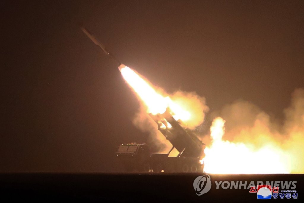 朝媒：朝军昨日向东海发射4枚战略巡航导弹