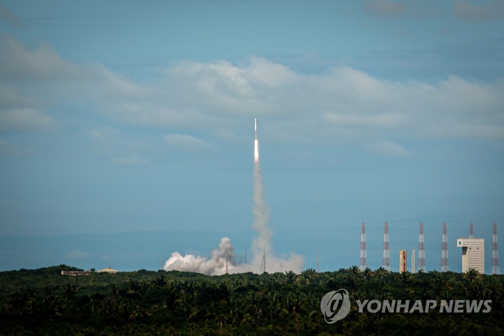 详讯：韩首枚民营火箭在巴西发射升空