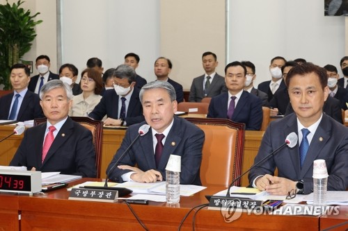 韩防长：韩美日三国不会结为军事同盟