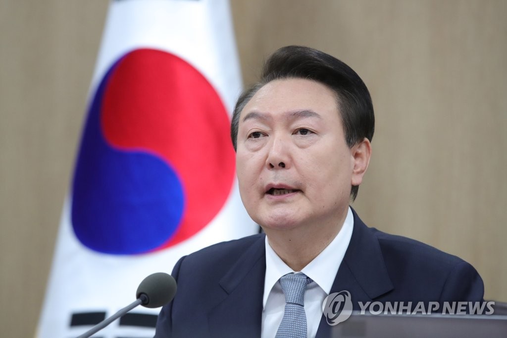 3月28日，在龙山总统府，尹锡悦主持国务会议。 韩联社