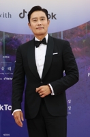 演员李炳宪