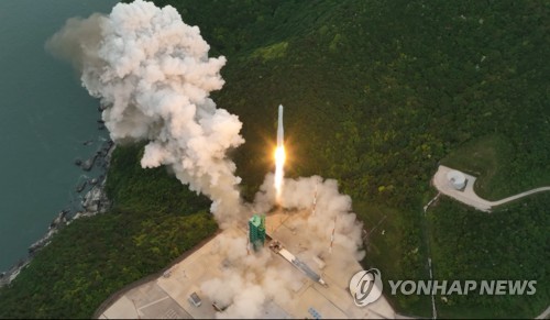 韩自研运载火箭发射主星与地面成功交互
