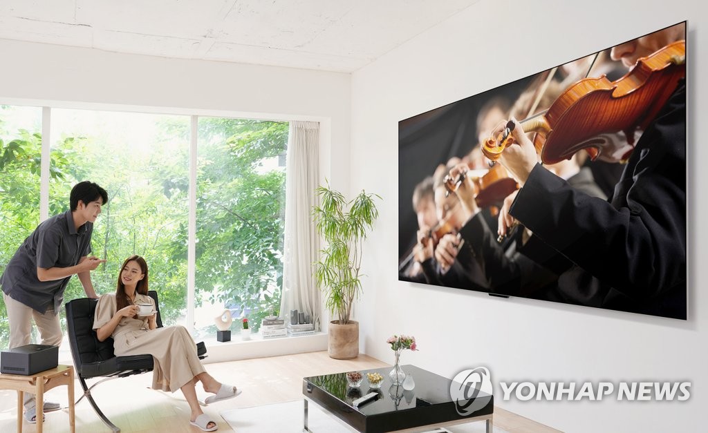 全球首款无线OLED电视“LG SIGNATURE OLED M”电视 LG电子供图（图片严禁转载复制）