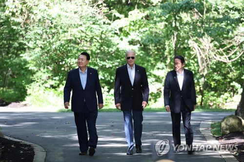 韩美日开会商定加深创新技术保护合作