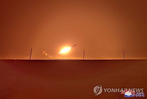 韩军研判朝鲜2枚导弹飞行650公里后落入东海
