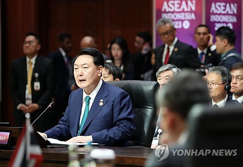 尹锡悦：韩美日全力支持东盟主导的地区架构