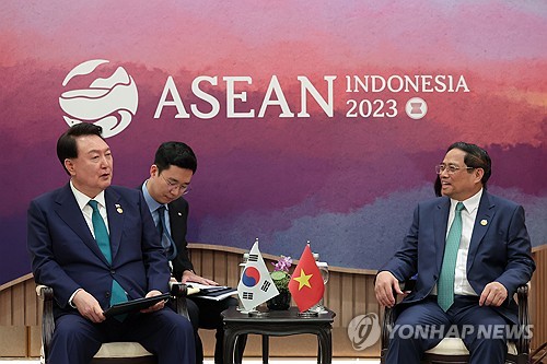 尹锡悦在印尼分别与越南大马等国领导人举行会谈