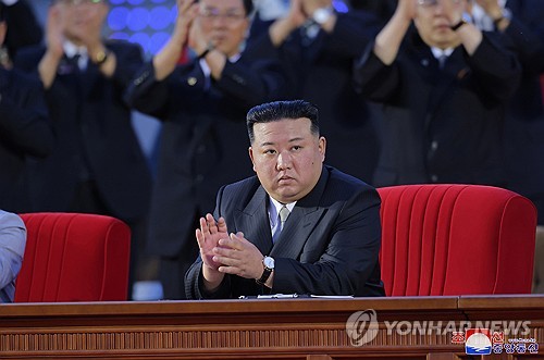 习近平和普京就朝鲜建政75周年向金正恩致贺电