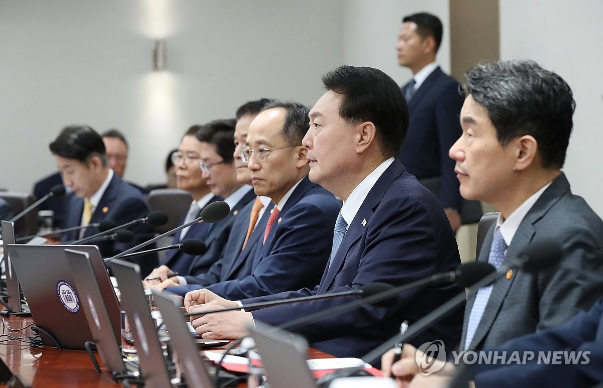 尹锡悦：将力促韩中日领导人会议重启
