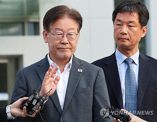 韩最大在野党党首到案受讯不到5小时便返家