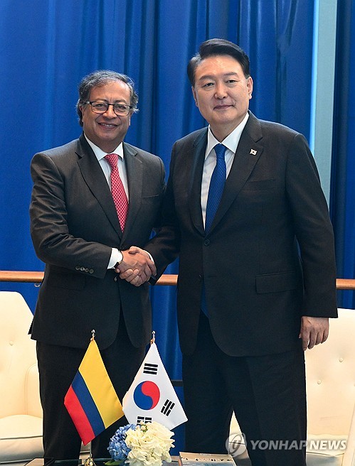 韩哥伦比亚首脑会谈