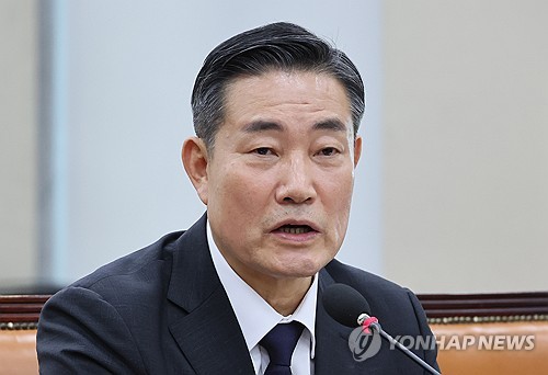 韩防长被提名人就涉军事政变言论道歉