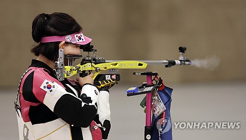 亚运射击女子50米步枪三姿和25米手枪团体韩国摘铜