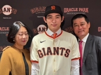 '이종범 KIA 감독설'에 말 아낀 이정후 "이 부분은 아버지 인생"