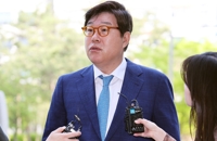 검찰, '이화영 뇌물공여·대북송금' 김성태에 징역 3년6월 구형(종합)