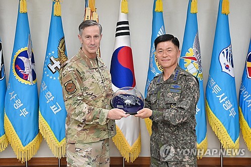 韩美空军领导会晤