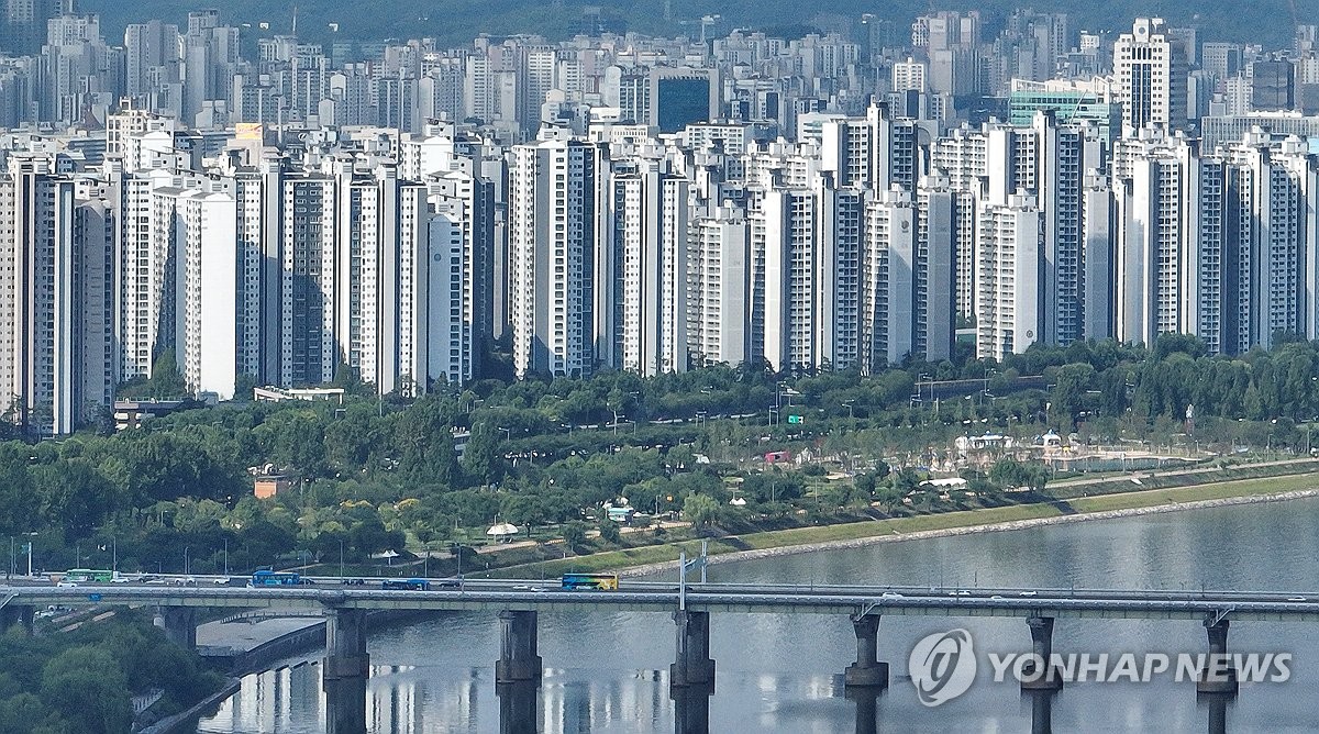 资料图片：首尔市区公寓楼林立。 韩联社