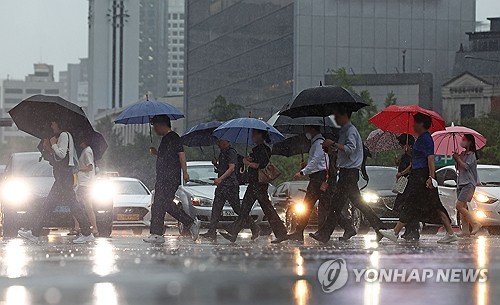 雨中出行