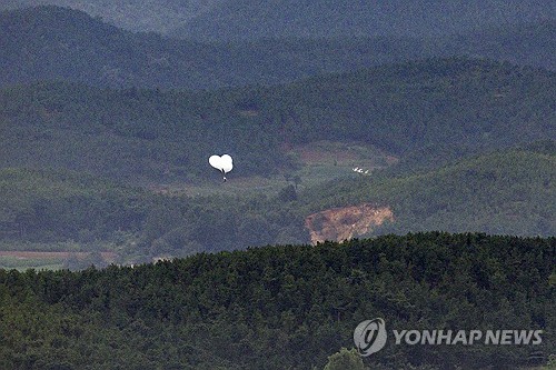 朝昨夜疑再空飘垃圾气球 未越过军事分界线