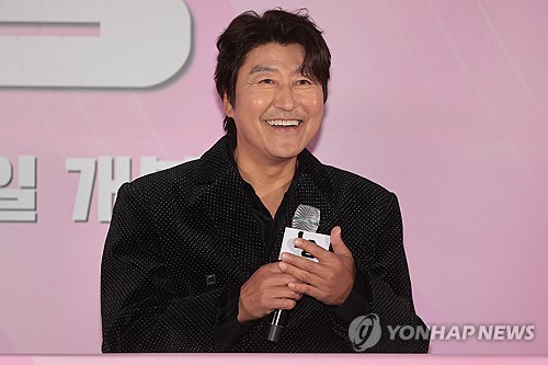 Song Kang-ho to star as gardener in Nam Dong-hyub's new feature