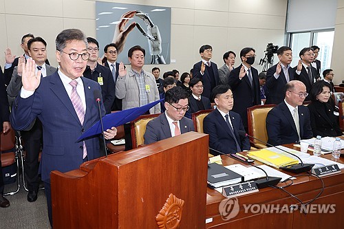 선관위 사무총장, 특혜채용 비리 척결 강조…입이 10개라도 변명 못해