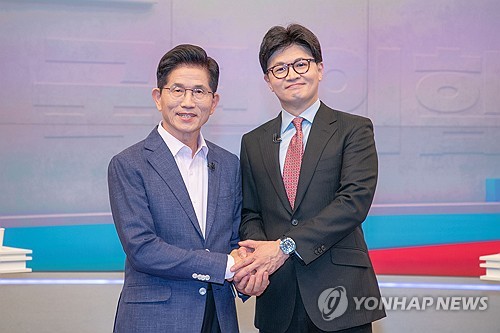 (LEAD) PPP set to select presidential candidate for June election