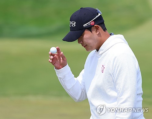 Music-loving S. Korean golfer thrives in noisy setting at LIV Golf tourney