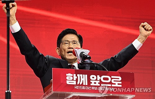 (News Focus) Labor activist turned conservative politician Kim Moon-soo becomes PPP candidate