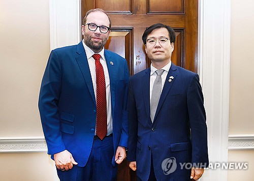 S. Korean trade minister meets with U.S. Congress officials for talks on trade, cooperation