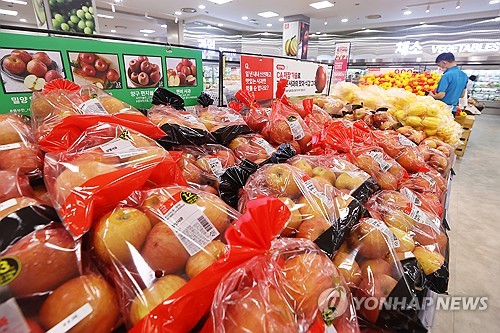 Gov't to expand supply of key farm products to curb inflationary pressure