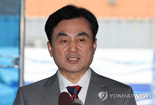(LEAD) Defense minister nominee says to review inter-Korean military pact from scratch