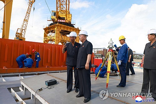 朝鲜拟在明年建党日前再建一艘5000吨级驱逐舰