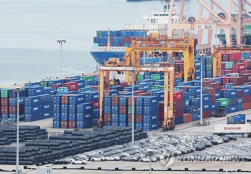 S. Korean industries hail tariff cut in U.S. trade deal but remain wary of details