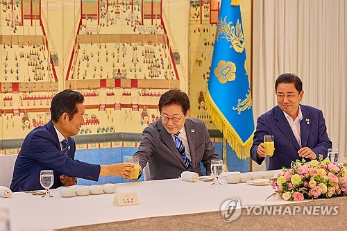 Lee to host dinner with DP leaders to discuss trip outcomes, pending issues