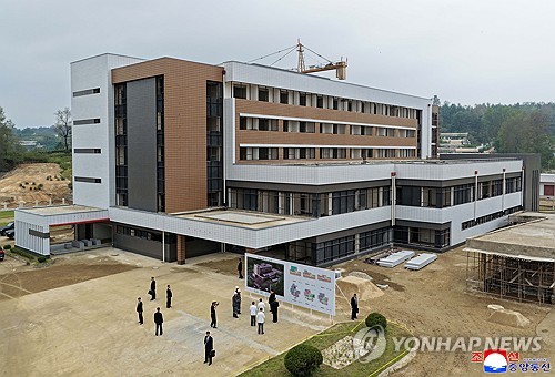 N. Korea completes building 2nd modern regional hospital