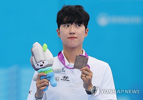 Hometown favorite ends bittersweet archery worlds with bronze medal