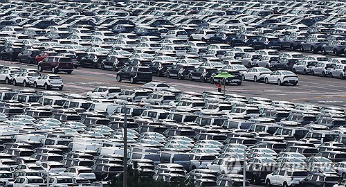(LEAD) Auto exports grow over 8 pct in Aug. on strong demand from Europe: data