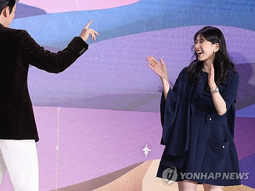 Bae Suzy, Kim Woo-bin reunite in &apos;Genie, Make a Wish&apos; from acclaimed writer thumbnail