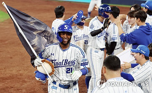 Lions slugger Diaz voted KBO's top player for Sept-Oct