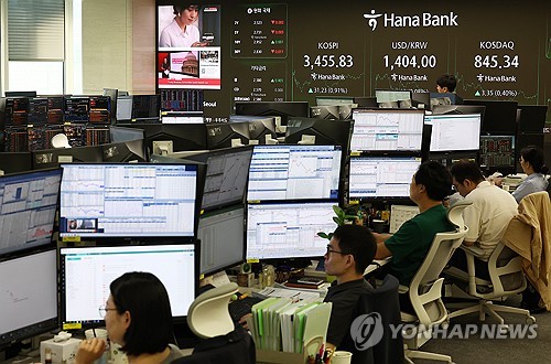 Seoul stocks open higher amid U.S.-China trade tensions