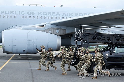 金海机场反恐演练