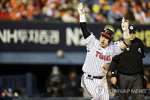 (LEAD) Boppers spark Twins rally in Korean Series win