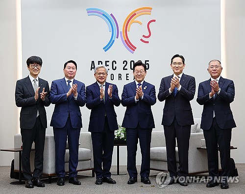 Lee to meet biz leaders, discuss follow-up measures for U.S. trade deal