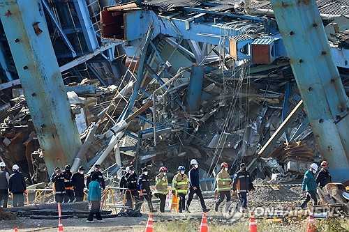(2nd LD) Search for missing resumes after 2 towers blown up at Ulsan power plant